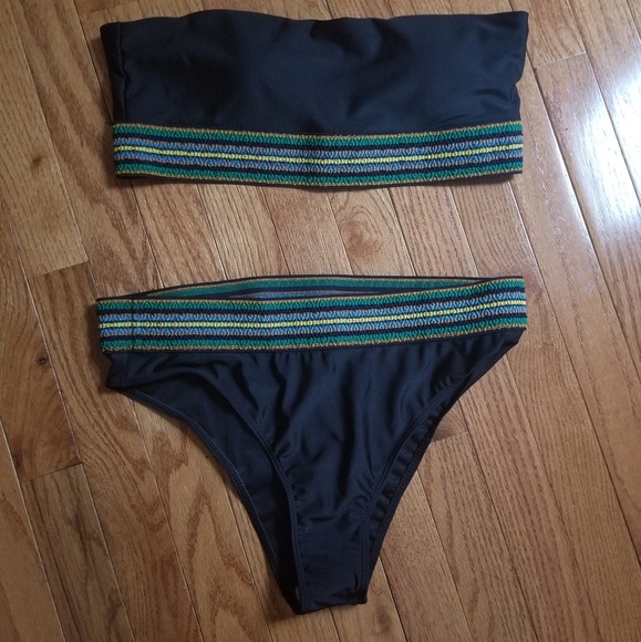 SOLD🛑Bikini - Picture 2 of 6